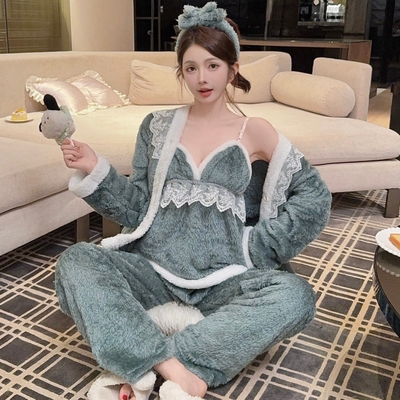 冬季加厚加绒珊瑚绒睡衣女三件套