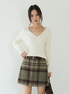 设计感钉珠网纱拼接V领针织衫女秋冬轻奢感内搭上衣11097强明女装