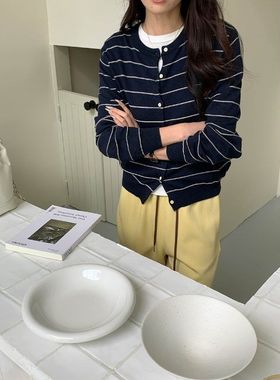 早秋新款 时髦高智撞色条纹气质针织开衫ZY3222 强明女装