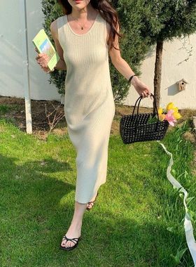 纸片人穿搭 后背交叉U领针织背心连衣裙ZY2820 强明女装