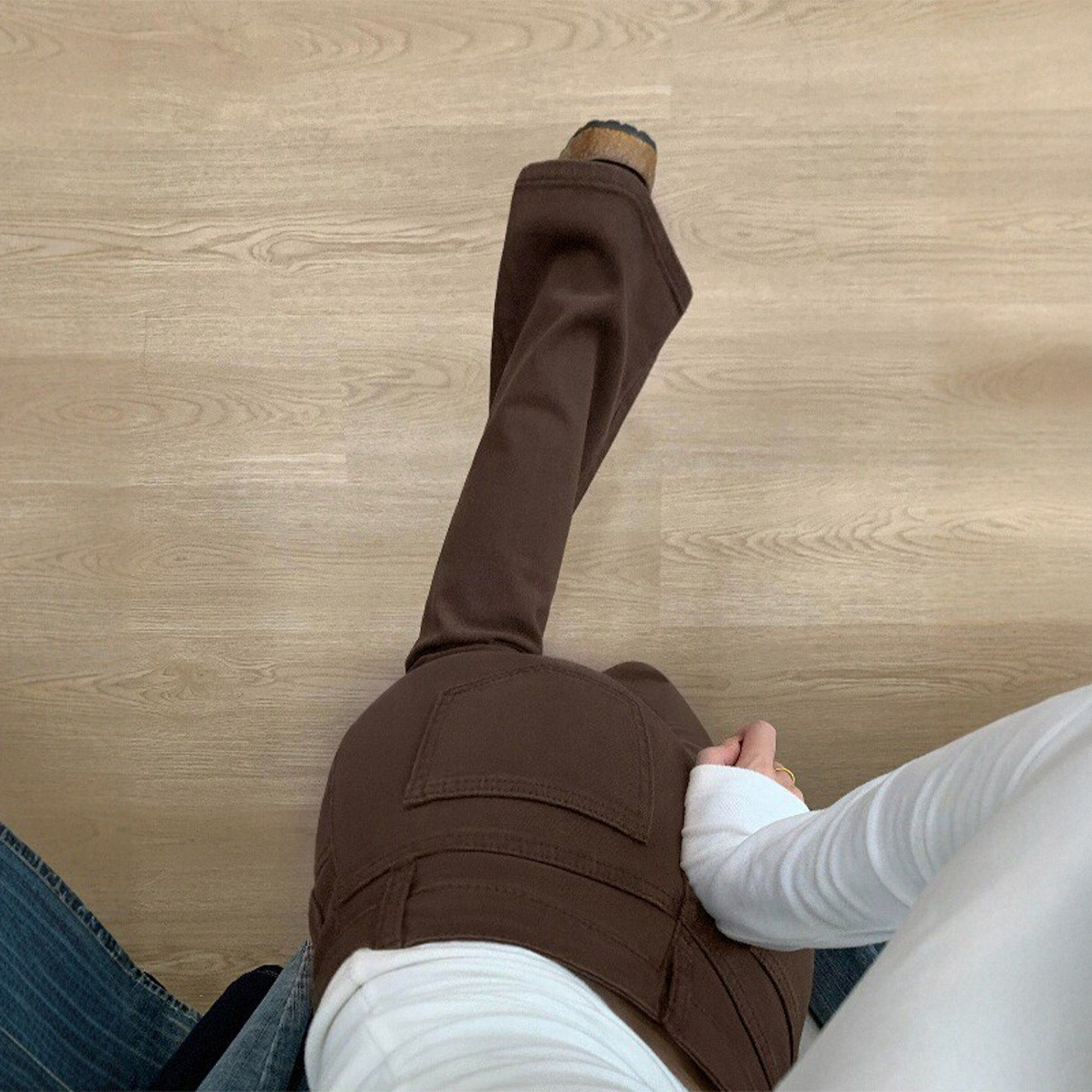 咖啡色微喇牛仔裤女秋冬加绒胖妹妹mm高腰弹力显瘦直筒喇叭裤子潮