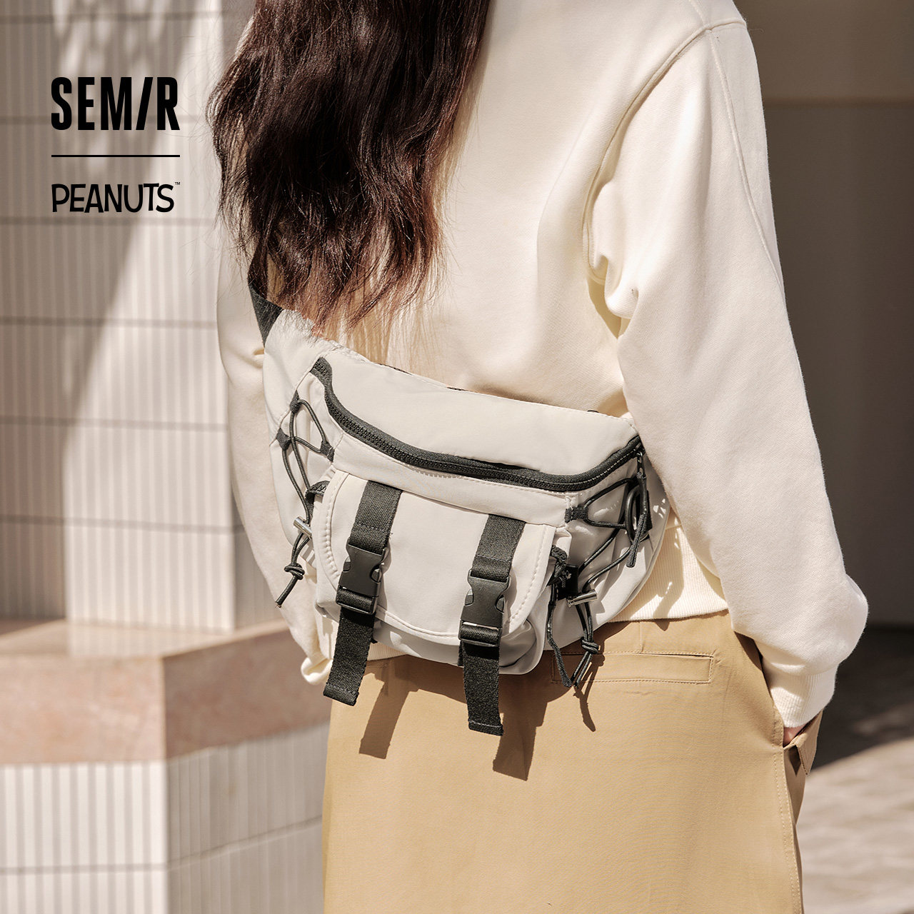 森马胸包男史努比系列2024新款腰包户外工装斜挎包运动风情侣背包