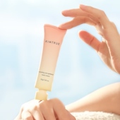 且初太阳红梨护手霜30g保湿 留香久滋润护手秋冬防干裂