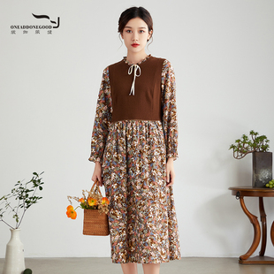 依伽依佳2023秋季新款时尚复古印花舒适中长款连衣裙女ESQL003