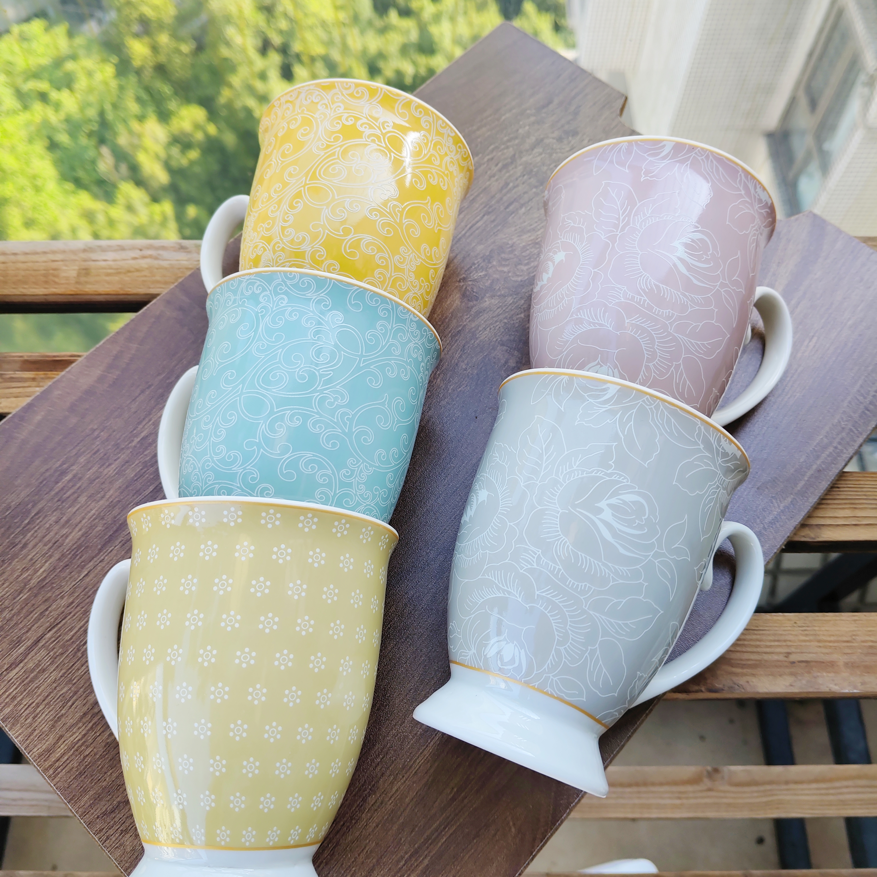 300-350ml复古马克杯可爱雕花办公室杯子陶瓷杯高脚杯