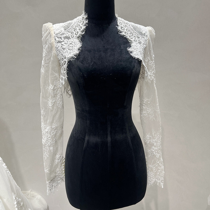 睫毛蕾丝外套新款婚纱礼服鱼尾抹胸披肩白色低领修身长袖遮肉马甲