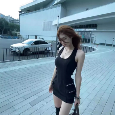 美式辣妹无袖吊带背心连衣裙女装夏季新款黑色修身掐腰包臀短裙子