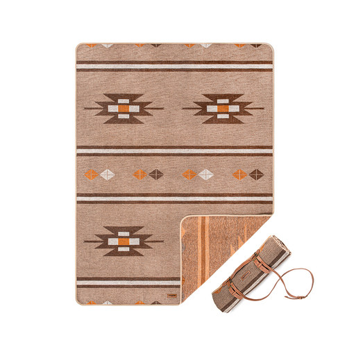 户外旅行毛毯被子加厚保暖冬季办公室午睡小毯子羊毛披毯防寒地毯