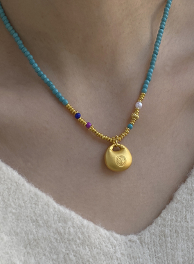 绿松石串珠女金色元宝坠项链