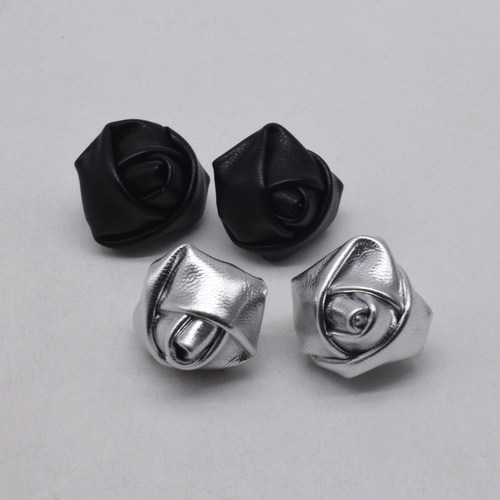 皮质欧美女式花朵耳环