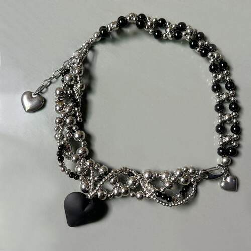 甜酷圆珠女式爱心项链