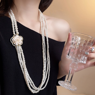 港风镶钻花朵多层珍珠串珠项链长款优雅高级感轻奢时尚毛衣链颈链