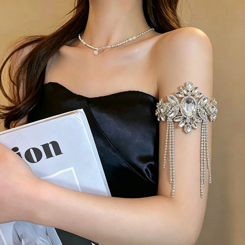 夸张水钻流苏手镯弹力开口臂环女