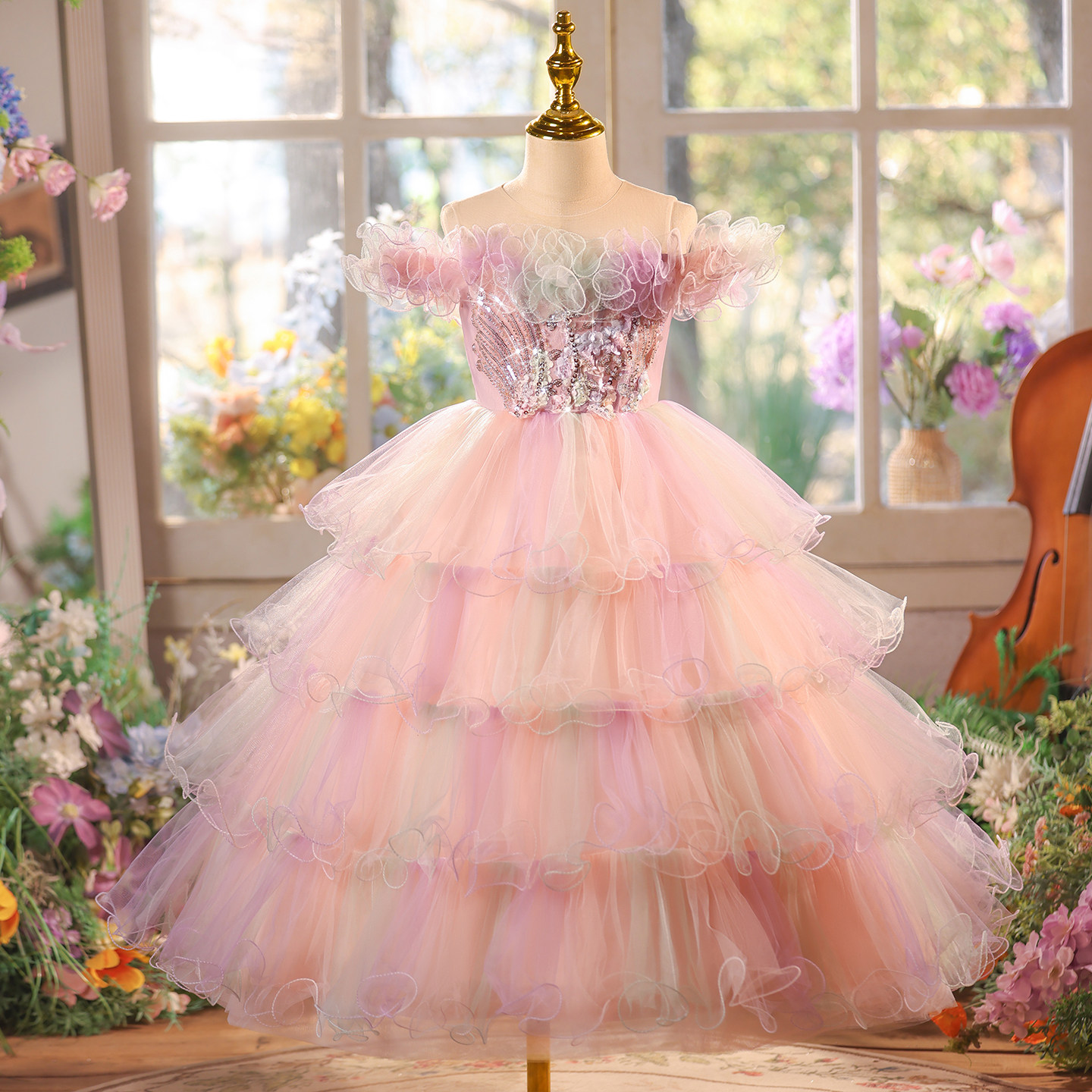 女童礼服梦幻公主裙儿童一字肩网纱蛋糕裙生日钢琴演出主持蓬蓬裙