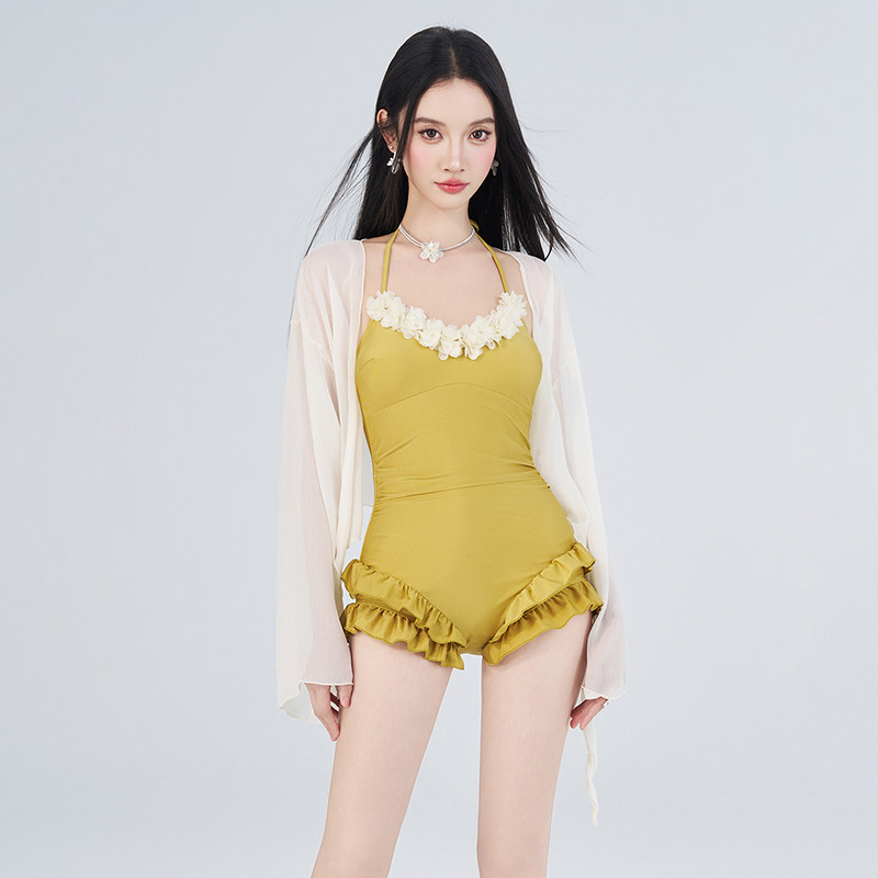 泳衣女2026新款连体长袖带罩衫遮肉显瘦小胸聚拢高级感泡温泉泳装