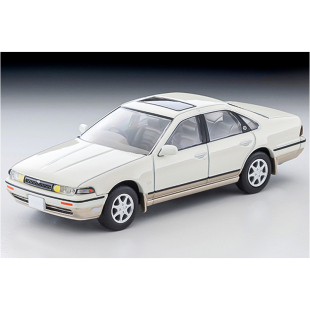 TLV车模N319c 1:64 日产Cefiro 米色 合金车模仿真车模型收藏摆件