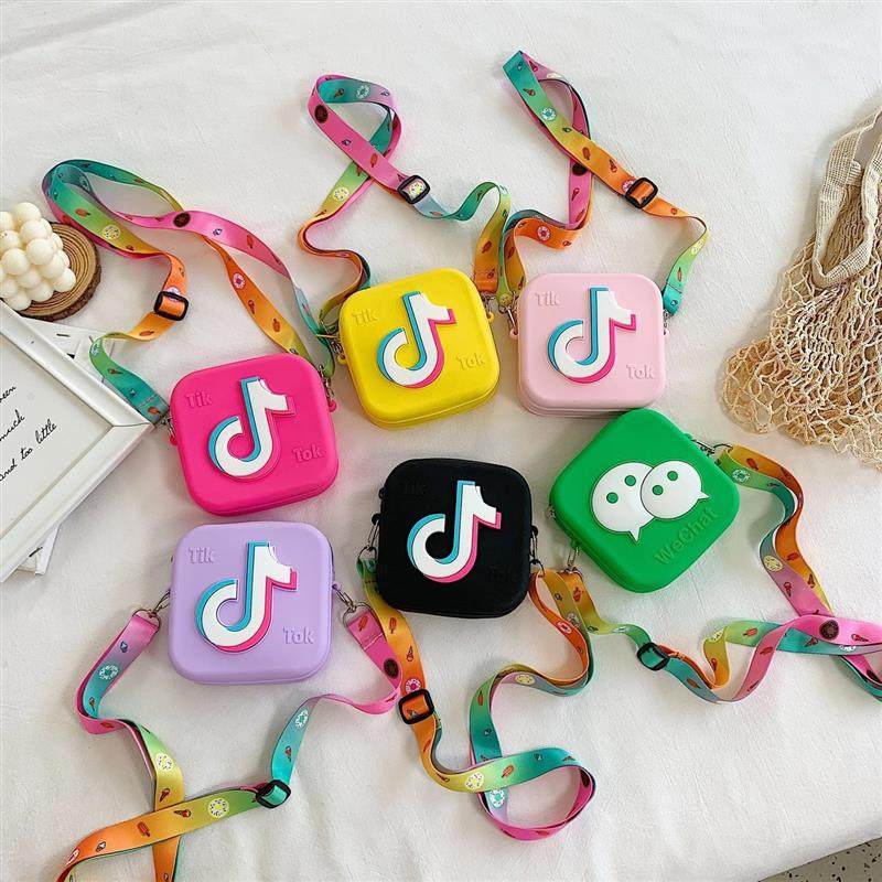 2023新款创意抖音微信硅胶儿童包包斜挎包亲子卡通可爱女童零钱包,玩具/童车/益智/积木/模型,斜挎包/拎包/腰包,淘宝优惠券,粉丝福利购,淘宝优惠卷