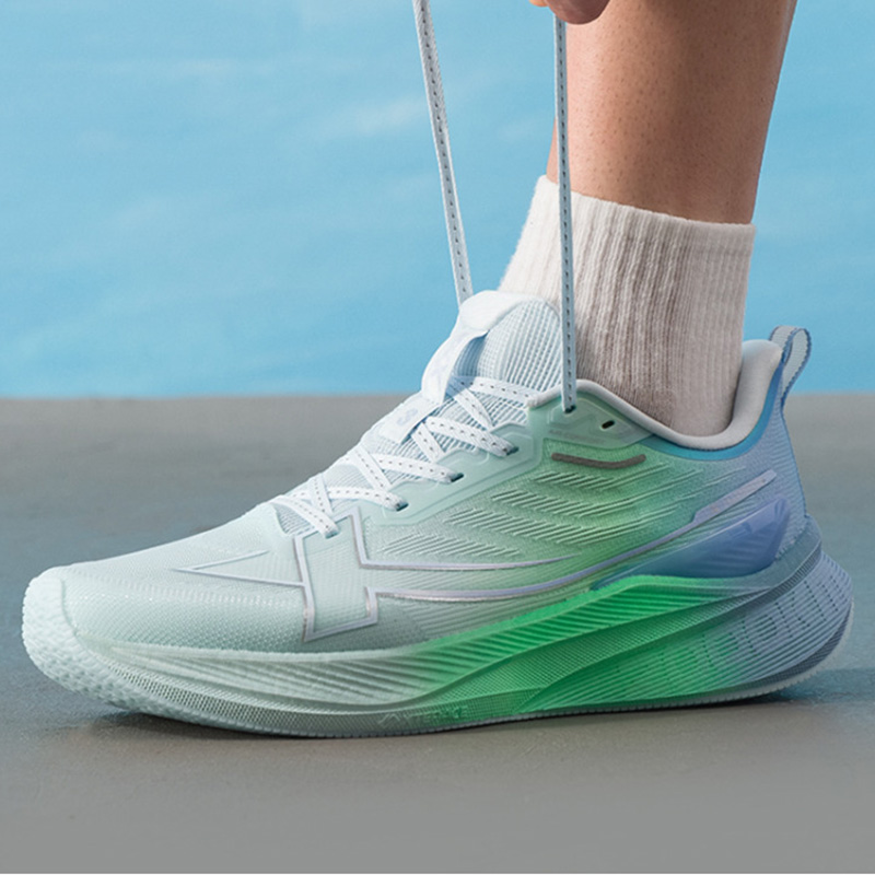 正品特步两千公里三代男子跑步鞋2000千米马拉松入门级训练运动鞋