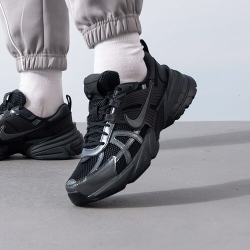 2025新款耐克男鞋 NIKE V2K RUN 运动鞋低帮跑步鞋 HJ4497 HQ3445