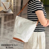 修丽可米白色帆布单肩包简约时尚 水桶包百搭手拎包带拉链收纳包