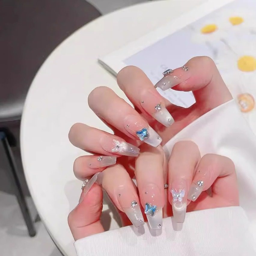 珊瑚之恋纯手工穿戴甲纯欲风气质轻奢高级日常美甲可拆卸甲片美甲,彩妆/香水/美妆工具,穿戴甲/甲片,淘宝优惠券,粉丝福利购,淘宝优惠卷