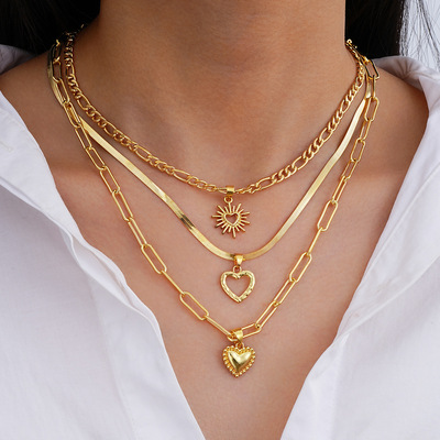 Cross-border trend hip-hop heart-shaped necklace跨境女士项链