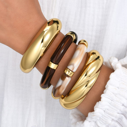 Cross-border wide acrylic bracelet set of 4 pieces欧美手镯女