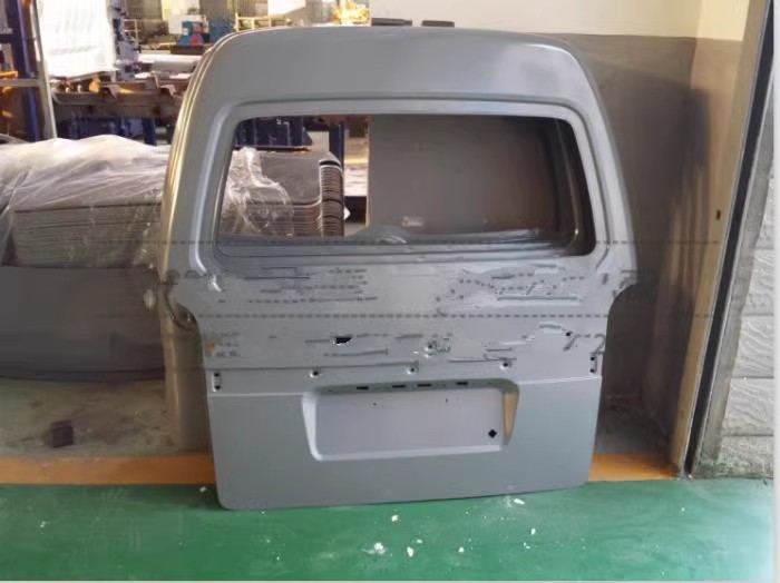 适用于东风小康K系列车门