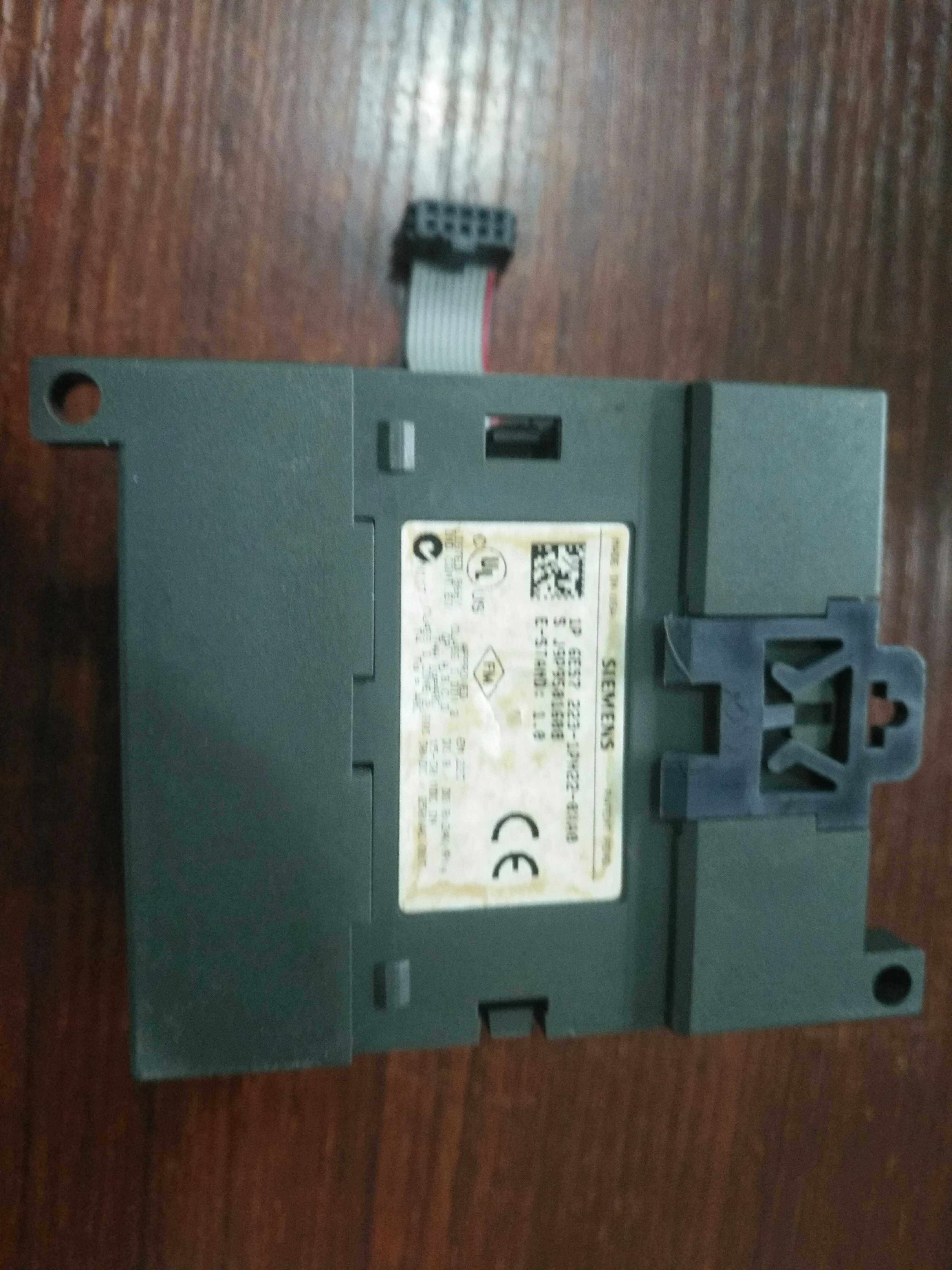 西门子200系列 em223 美版223-1ph22-0xa0和223-1ph21-0xao8入8出