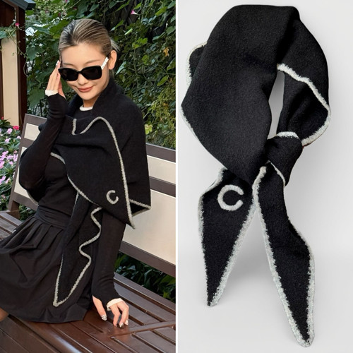 三角羊绒围脖披肩 泡泡的柔软蓬松感 保暖知性菱形围巾