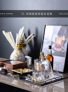 样板间书房雪茄主题摆件酒器组合