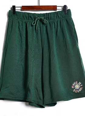 2026年夏季新品女装时尚绿色刺绣花朵松紧腰运动短裤宽松百搭中裤