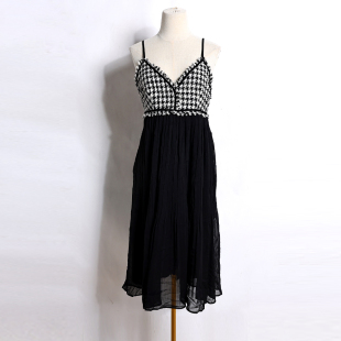 连衣裙潮 性感小香风设计性感洋气吊带拼接中长款 2026年春夏季 时尚