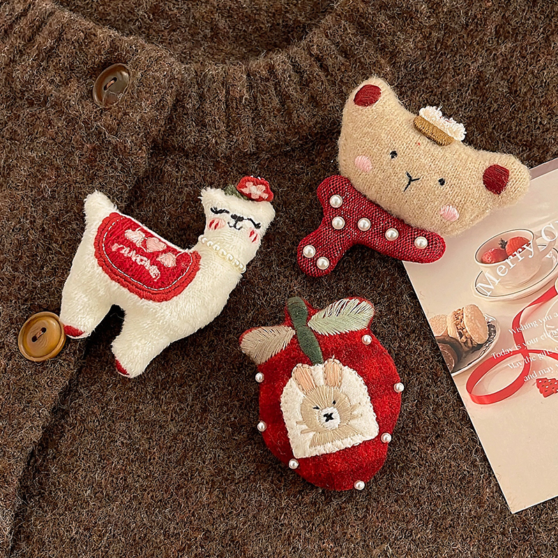 可爱爆棚~敲时尚毛衣胸针