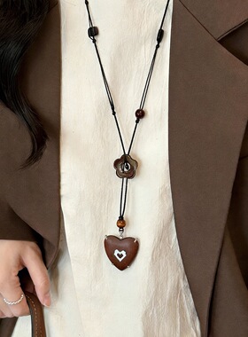 2026新款文艺森系复古爱心花朵项链女长款项链民族风小众配饰品