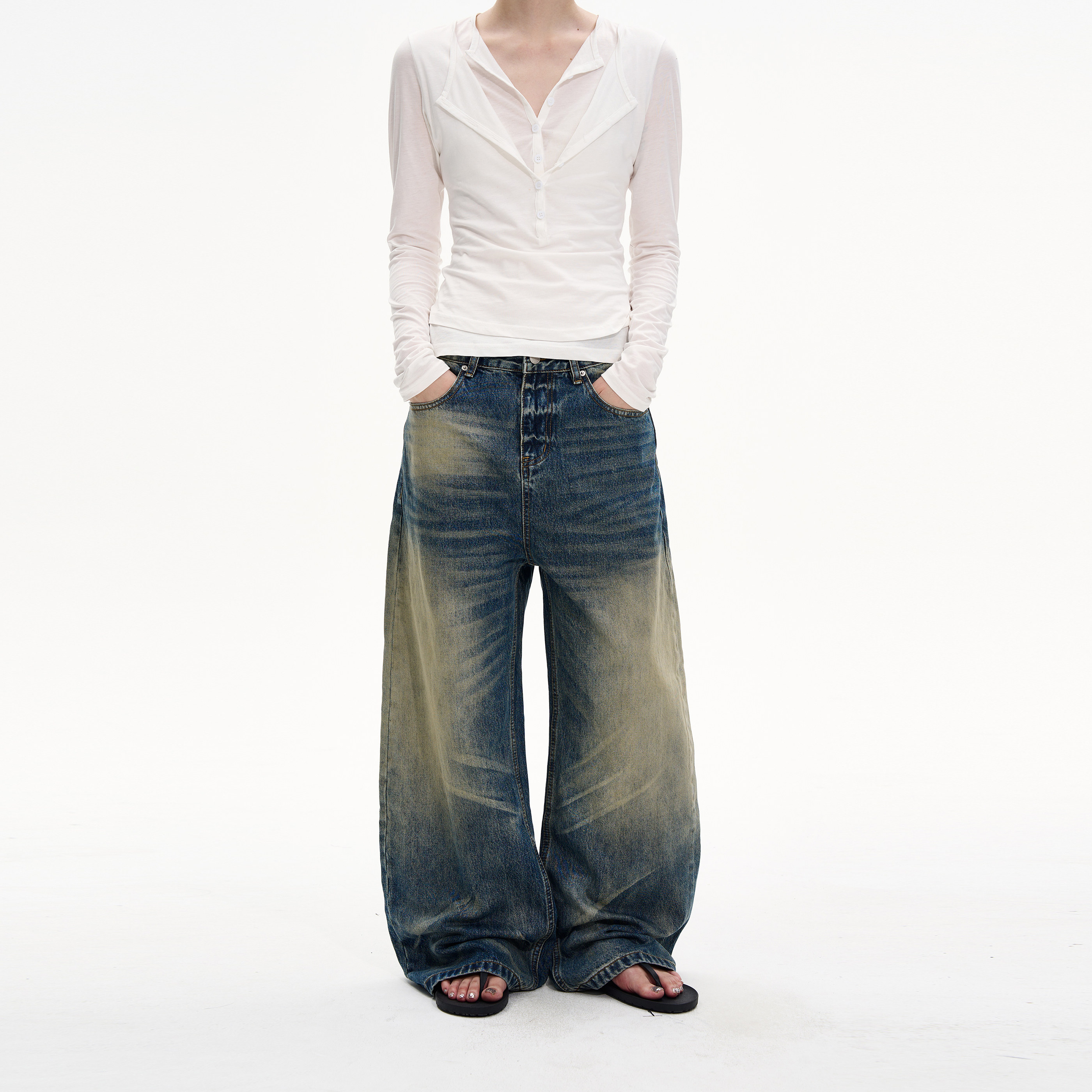 MADWITCH复古重工水洗弯刀牛仔裤