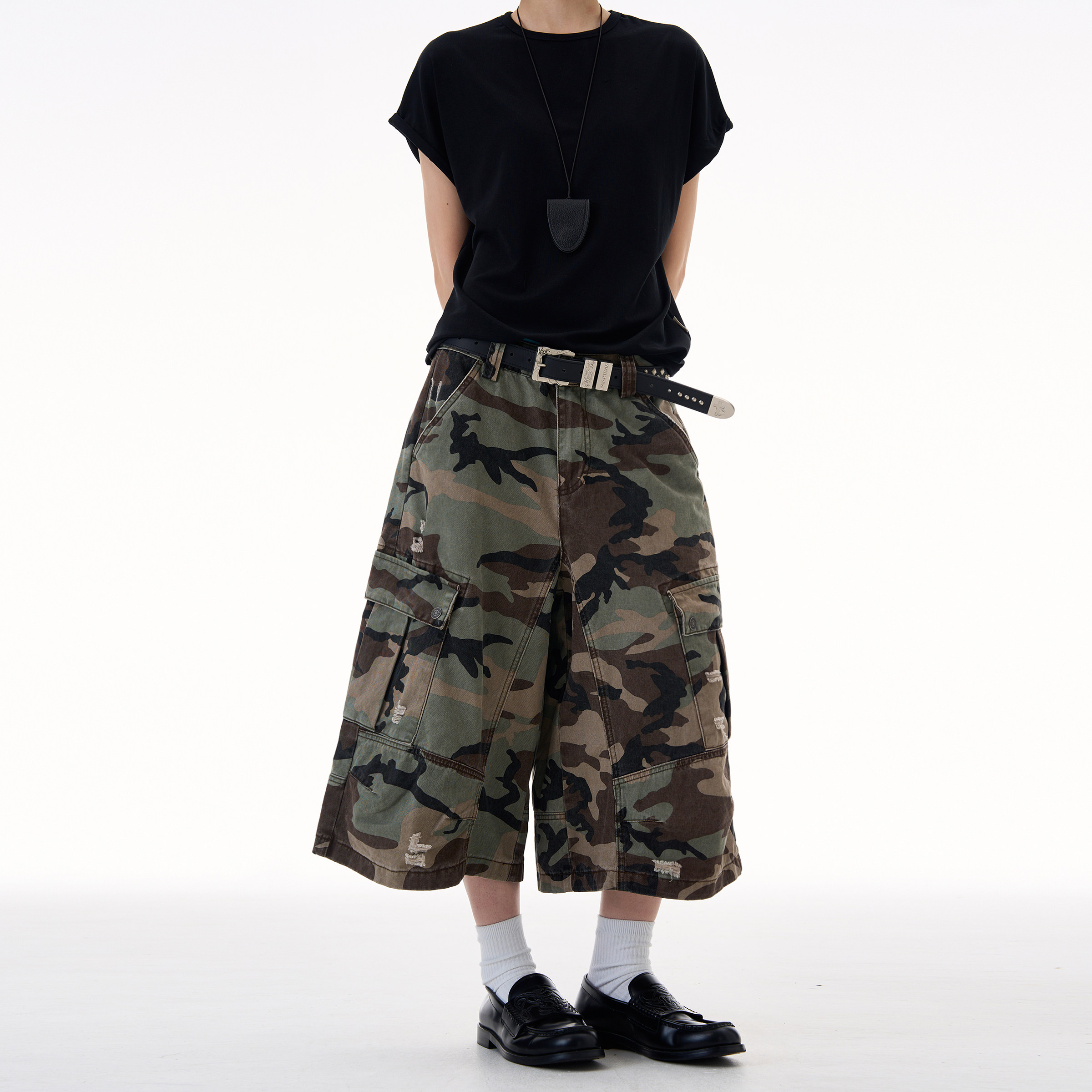 MADWITCH复古迷彩做旧磨破牛仔裤