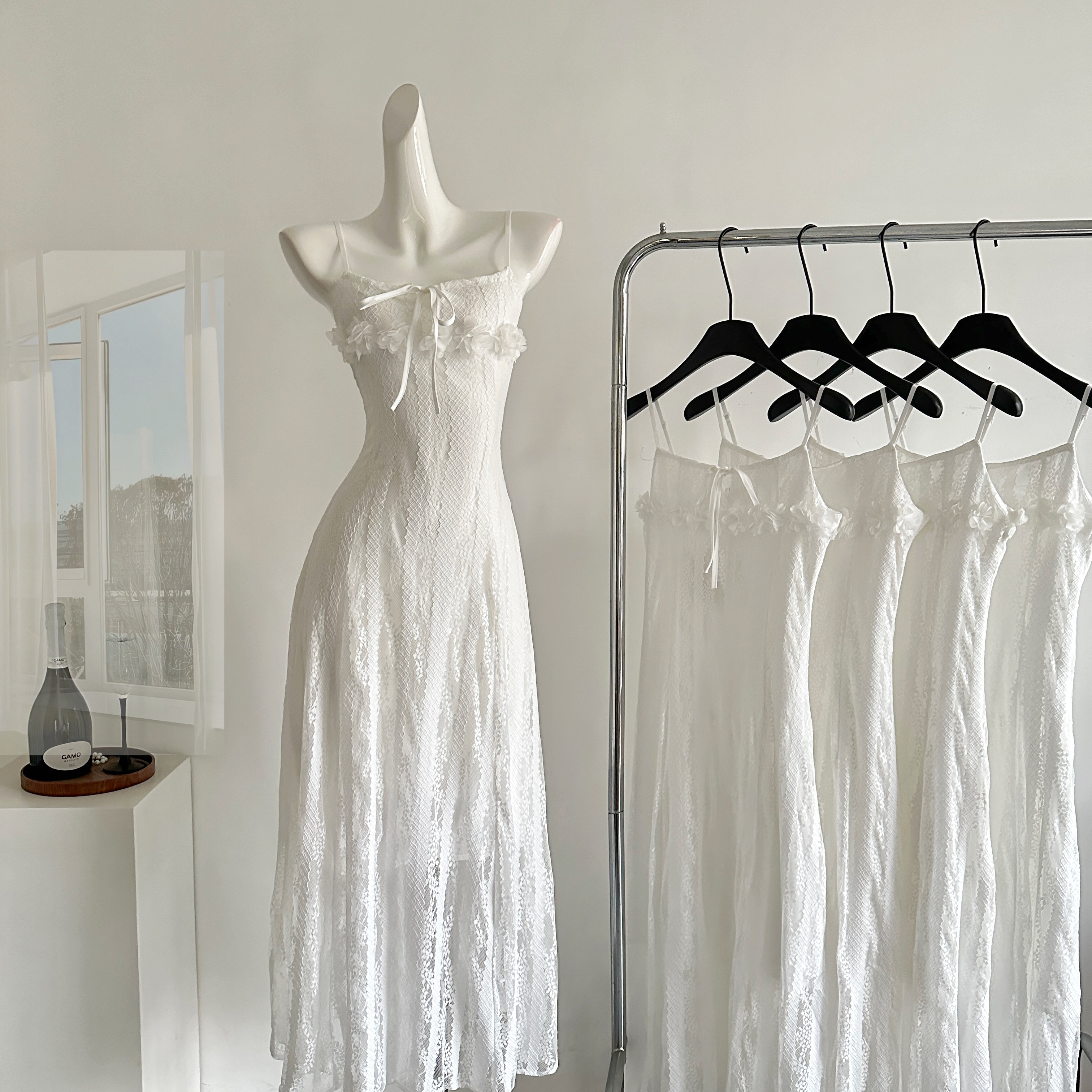 初梦POKEMENG月光小调立体花朵蕾丝显瘦收腰吊带连衣裙初恋小白裙