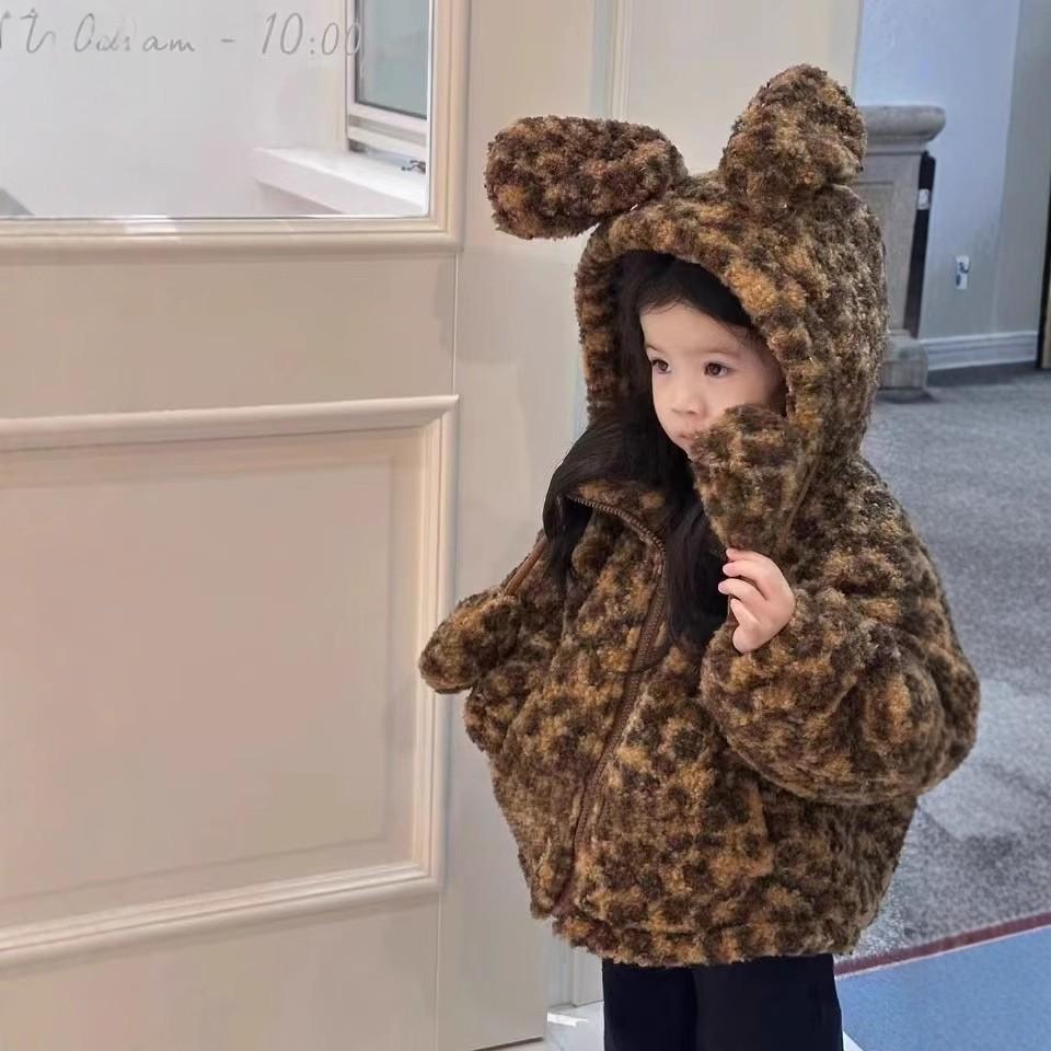 女童毛毛衣外套连帽洋气2024秋冬新款宝宝韩版加厚加绒豹纹外套潮