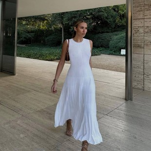 跨境春夏新款 针织连衣裙休闲收腰圆领大坑条显瘦针织长裙女