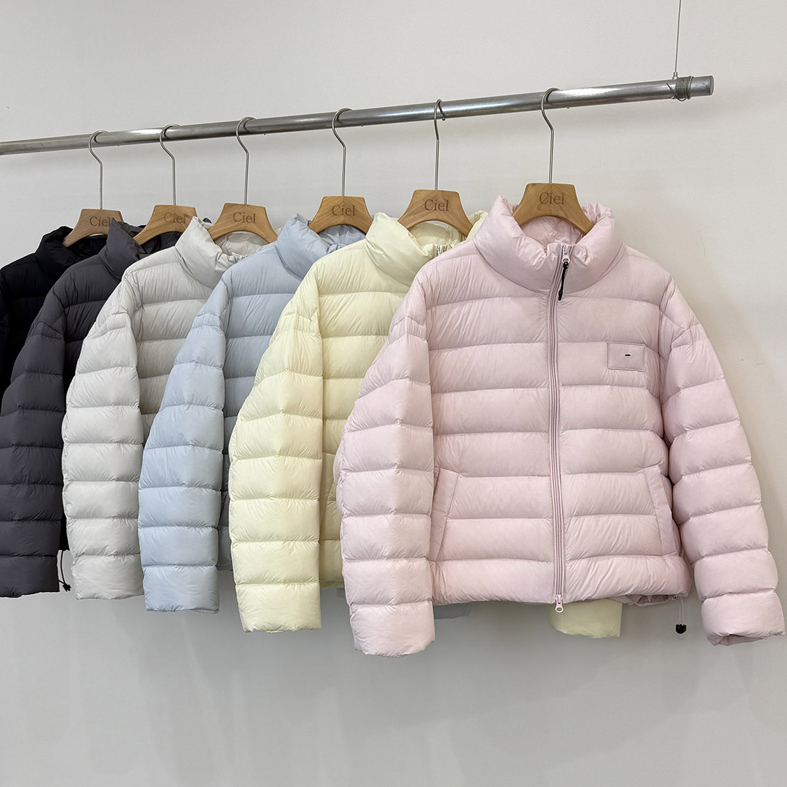 排骨立领羽绒服女短款2025新款韩版白鸭绒泡芙感面包服保暖外套