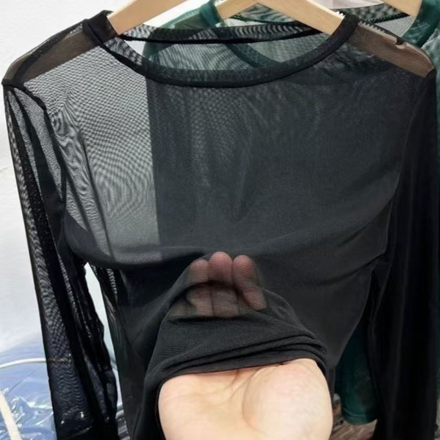 夏季通勤风纯色网纱长袖T恤女修身防晒衫打底衫百搭透明薄款上衣