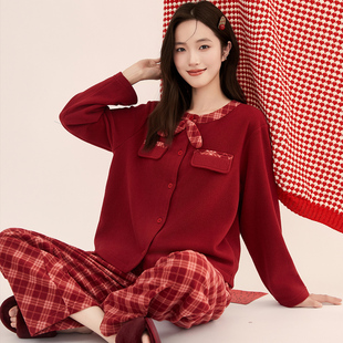 顶瓜瓜摇粒绒女士红色本命年家居服套装开衫睡衣可外穿格纹拼接秋