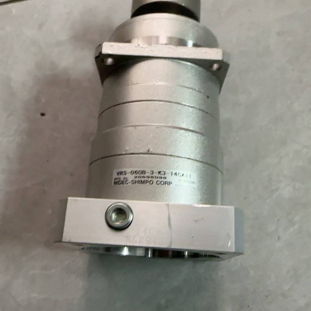 配件新宝减速机 VRS-060B-3-K3-14CA11议价