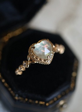 Gestern 昨日临梦 旖旎光华如梦似幻天然彩贝白水晶拼贴轻奢戒指