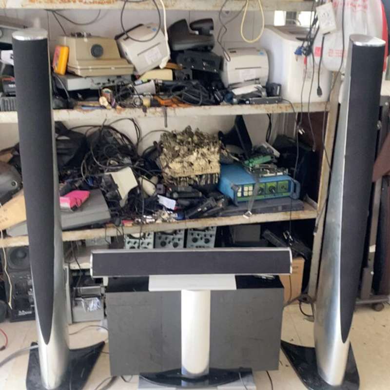 议价爱浪X1家庭影院组合便宜处理好相当好，一套1000