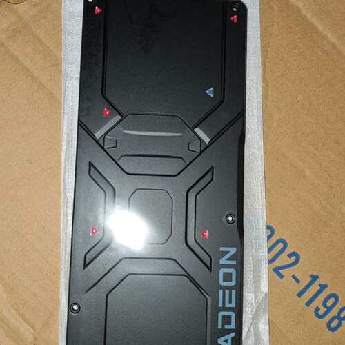 议价AMD RX7900XTX公版散热器背板，全未使用，带保护