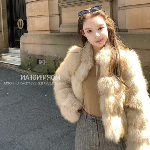 「雾光琥珀」芬兰进口saga级狐狸毛皮草外套 竖条马甲女