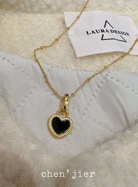 黑色桃心项链女小众设计感