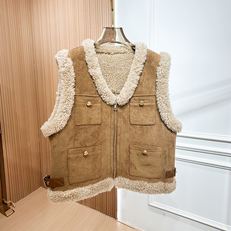 2025冬季新款美拉德风羊羔毛马甲外套时尚修身百搭休闲背心上衣女